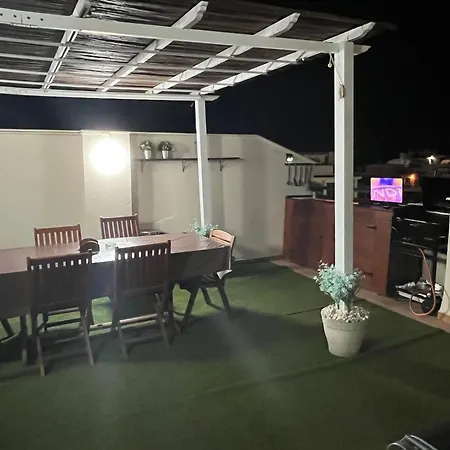 Playa Atico Duplex Vistas Al Mar Y Montana Wifi,piscina A المنارة