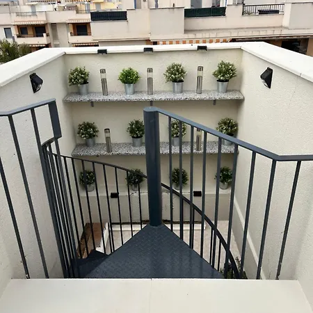 Playa Atico Duplex Vistas Al Mar Y Montana Wifi,piscina A المنارة